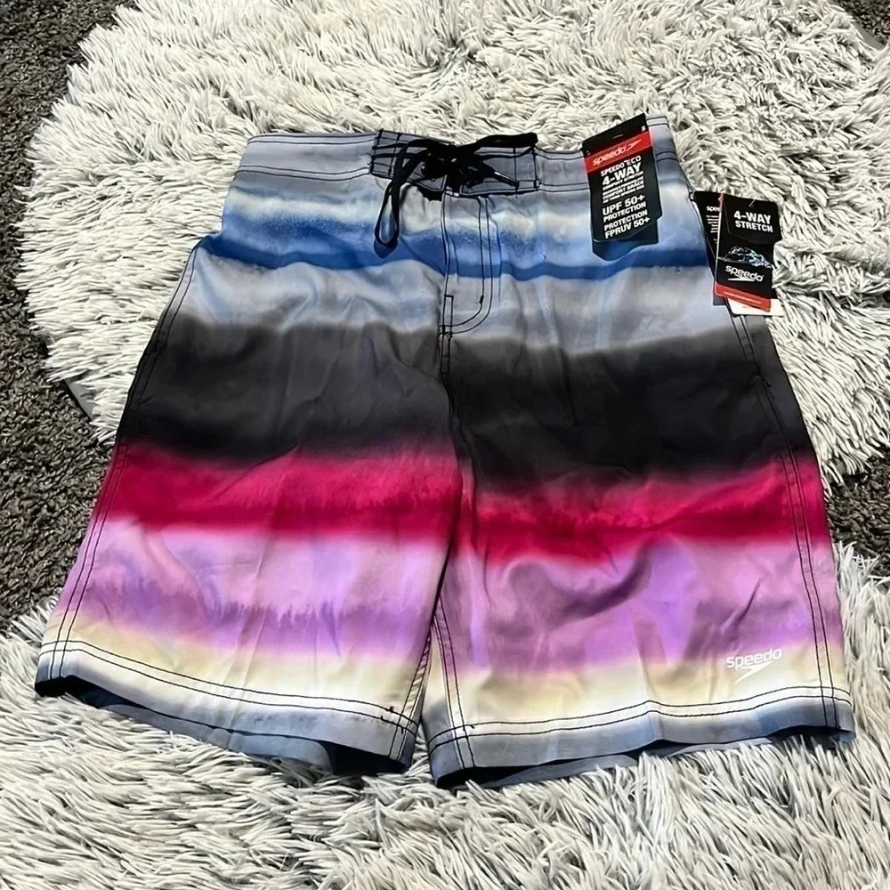 SPEEDO 4 way comfort stretch swim trunks Size Small